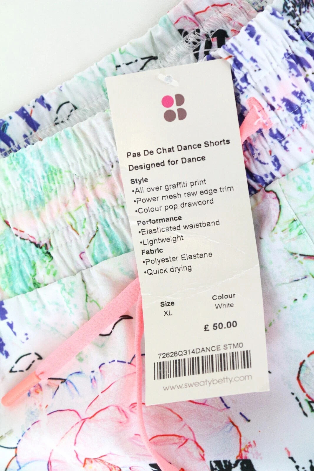 SWEATY BETTY Pas De Chat moteriški šortai XL dydžio, balti, raštuoti, tamprūs 