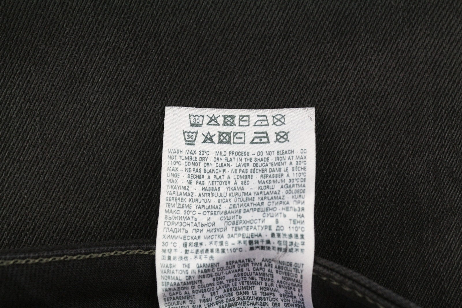 DIESEL 1979 Sleenker E09ID vyriški džinsai W36/L32 ploni dengti blizgantys juodi už 225 € 