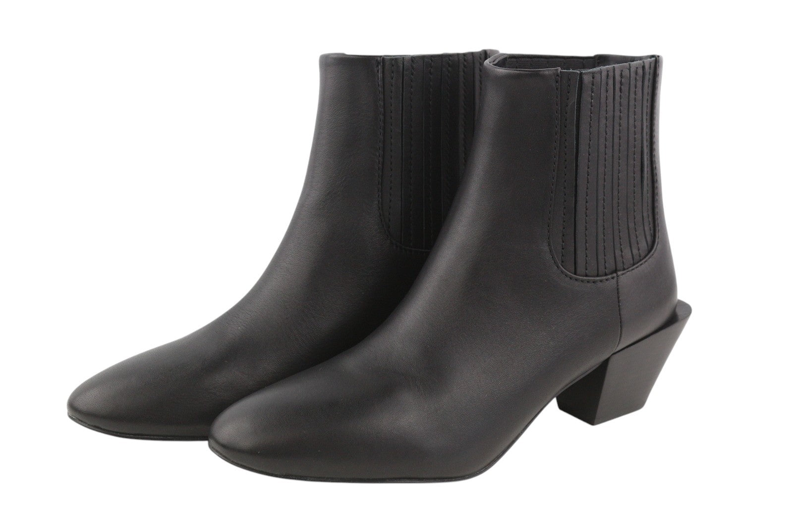 DIESEL D-Texanne CH moteriški aulinukai, juodi, odiniai, 39 dydžio, migdolų nosis, rekomenduojama kaina – 290 €, kubietiškas kulnas. 