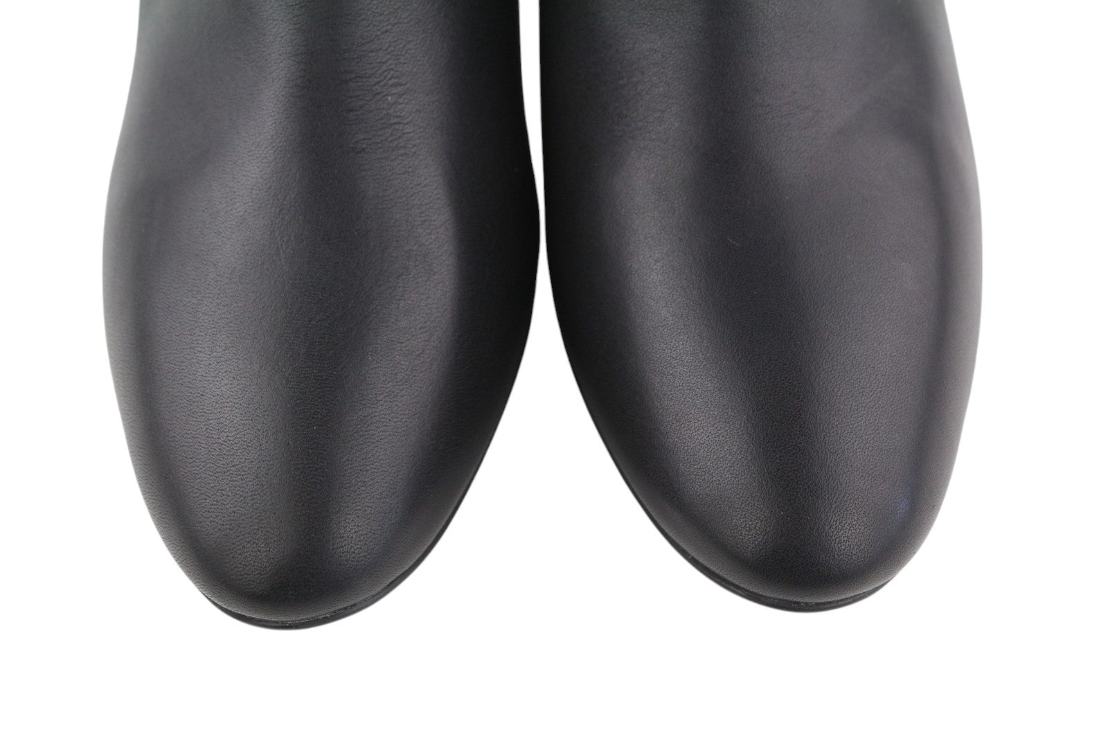 DIESEL D-Texanne CH moteriški aulinukai, juodi, odiniai, 39 dydžio, migdolų nosis, rekomenduojama kaina – 290 €, kubietiškas kulnas. 