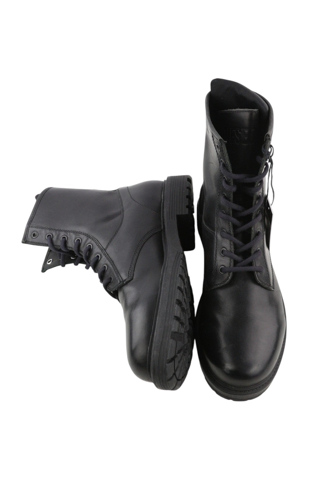 DIESEL D-Alabhama CB vyriški batai, juodi, odiniai, suvarstomi, kovinio tipo, tamsiai mėlyni, 44 dydžio, rekomenduojama kaina – 295 € 