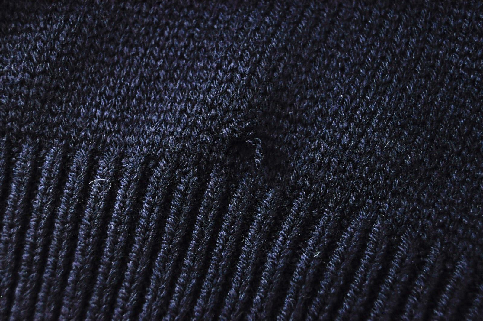 SUITSUPPLY SUISTUDIO moteriškas džemperis M, tamsiai mėlynas, vilnos mišinio šventinis megztinis, šiltas 