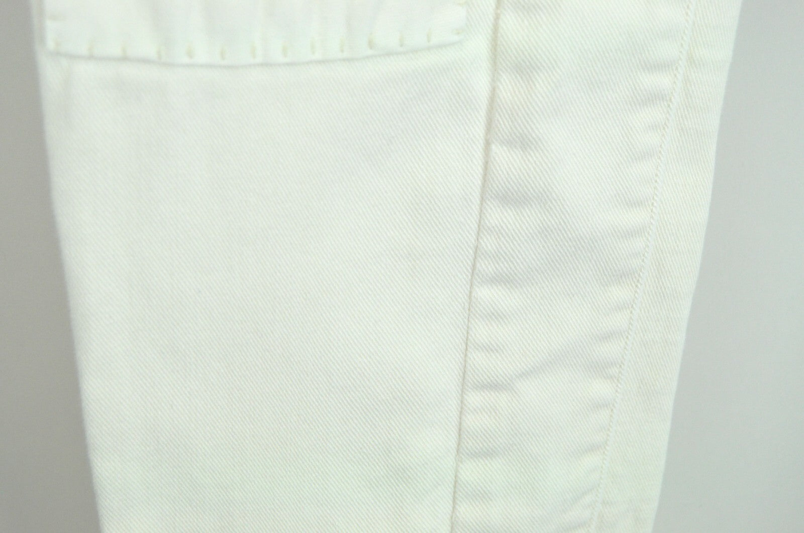 MAISON SCOTCH moteriški džinsai W28/L30 aptempti balti su nutrintais kraštais ir užtrauktuku „Parisienne“ 