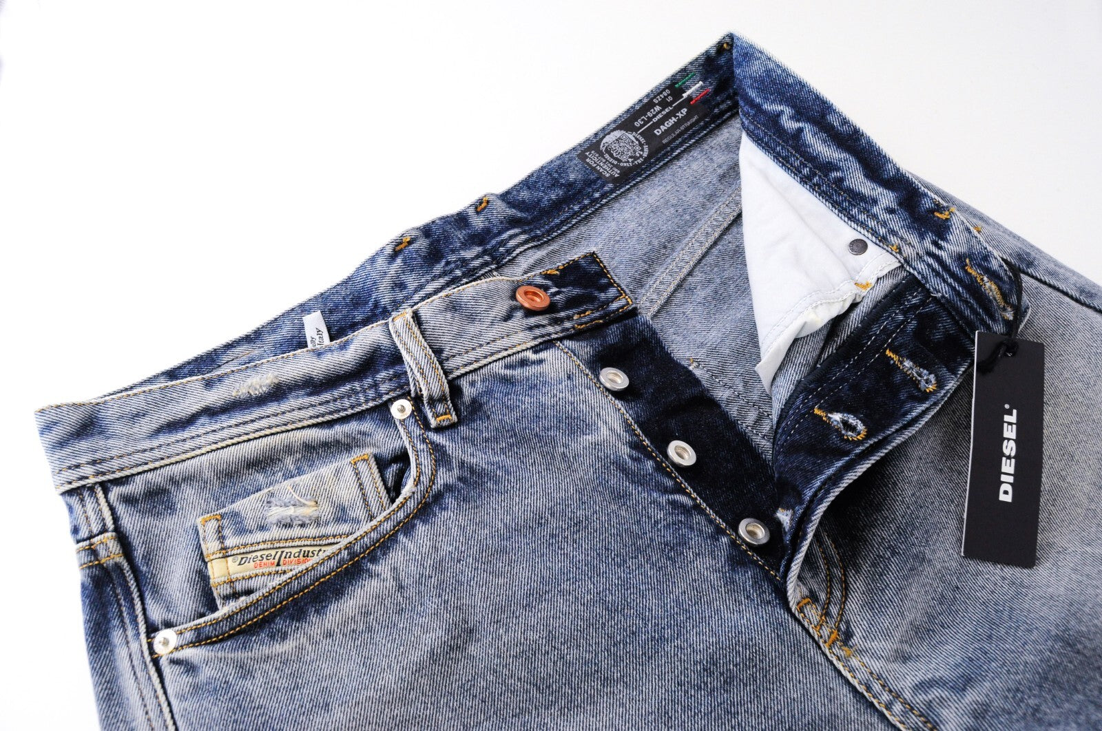 DIESEL vyriški džinsai W29/L30, dirbtinai mėlyni, tiesūs, Dagh-XP 084ZS 