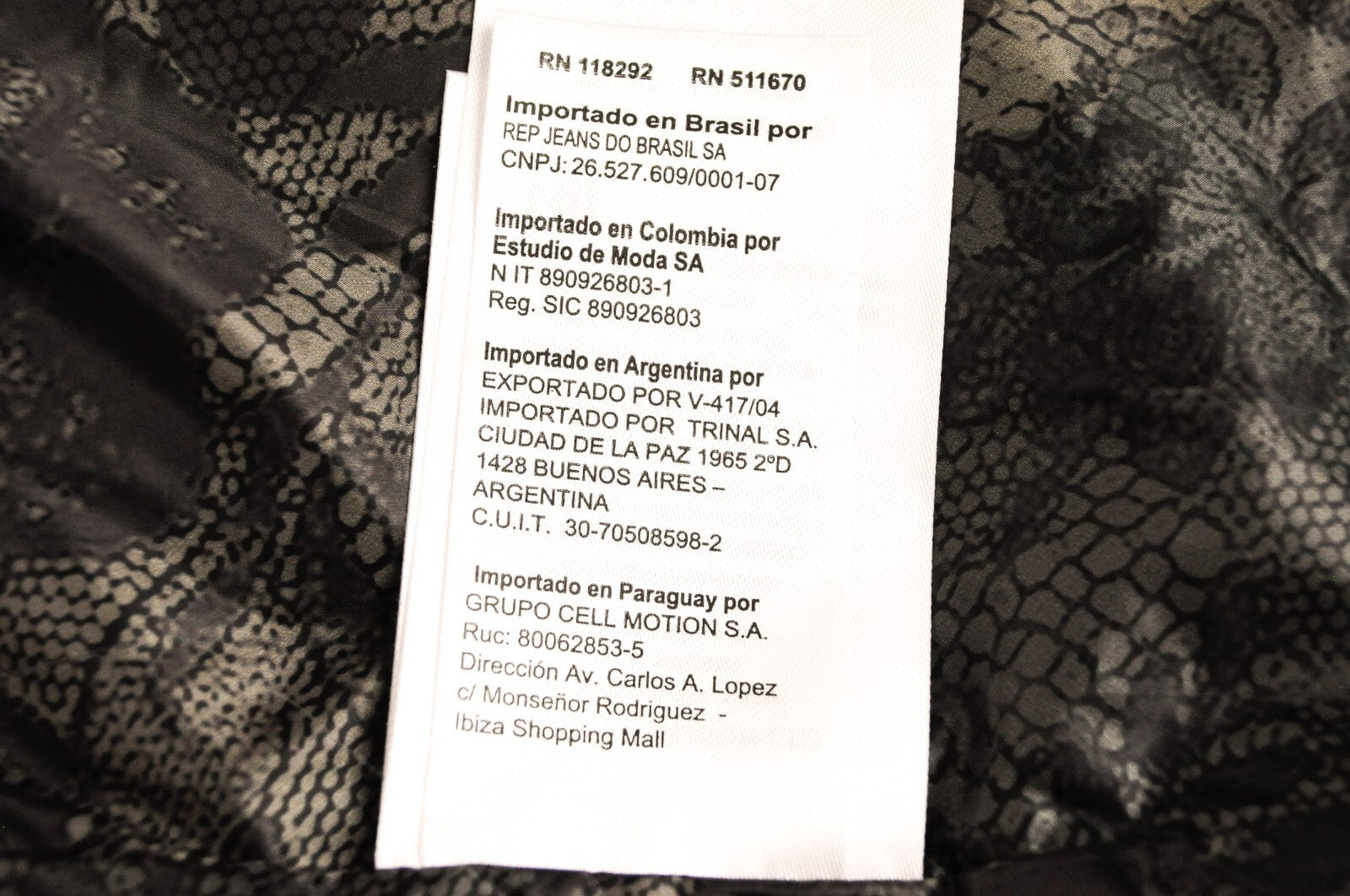 REPLAY moteriška striukė L su dirbtiniu kailiu, gobtuvu, juoda, pūsta parka ilgomis rankovėmis 