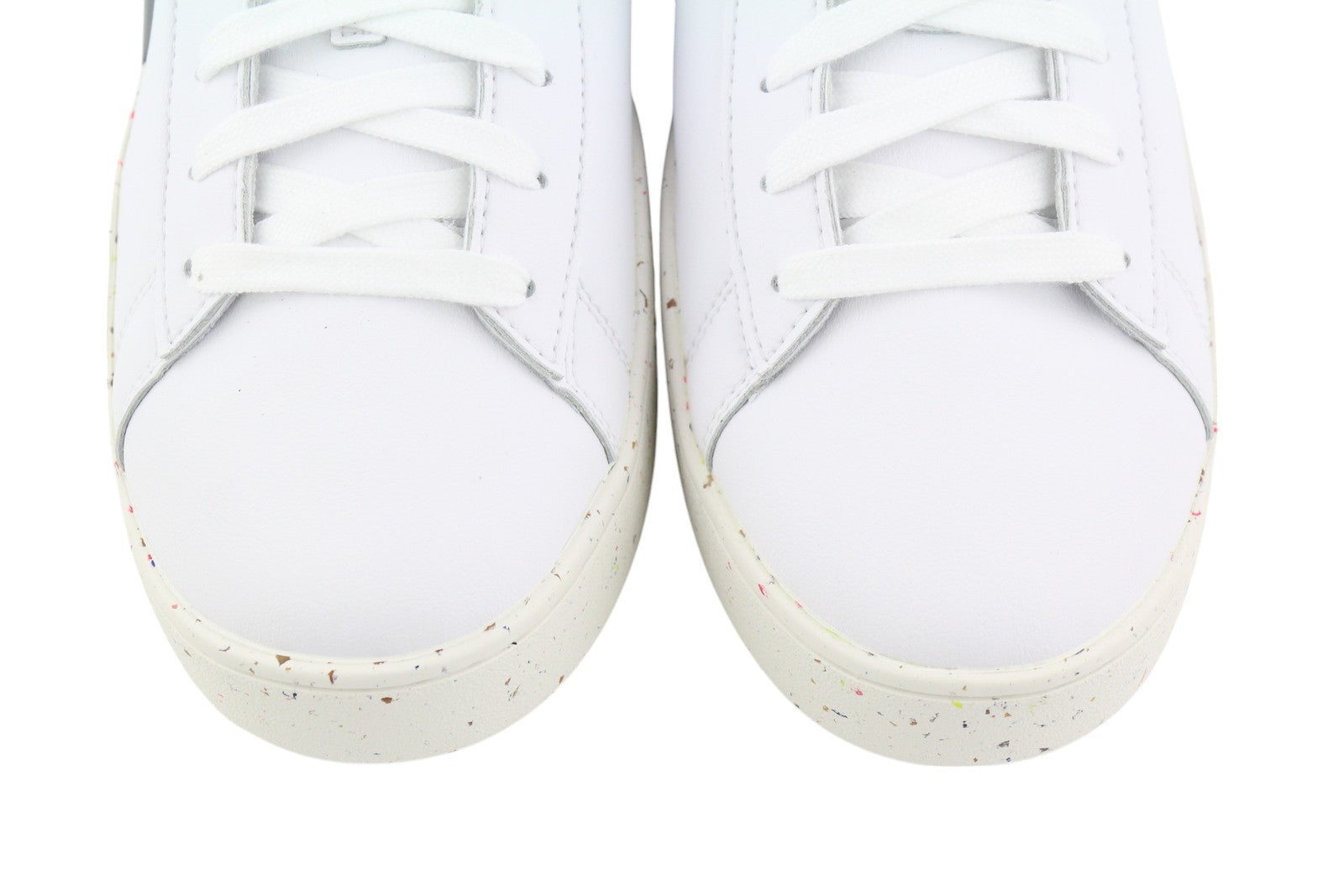 DIESEL S-Clever žemi nėrinių vyriški sportbačiai, 44.5 dydis, baltos odos, migdolų nosis, rekomenduojama kaina – 140 € 