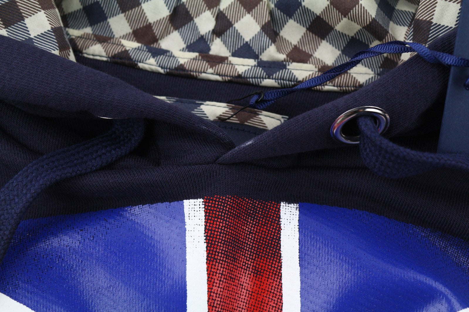 AQUASCUTUM FAI003 vyriškas džemperis su gobtuvu, XL dydžio, juodas, su kengūros kišene ir dirželiais. 