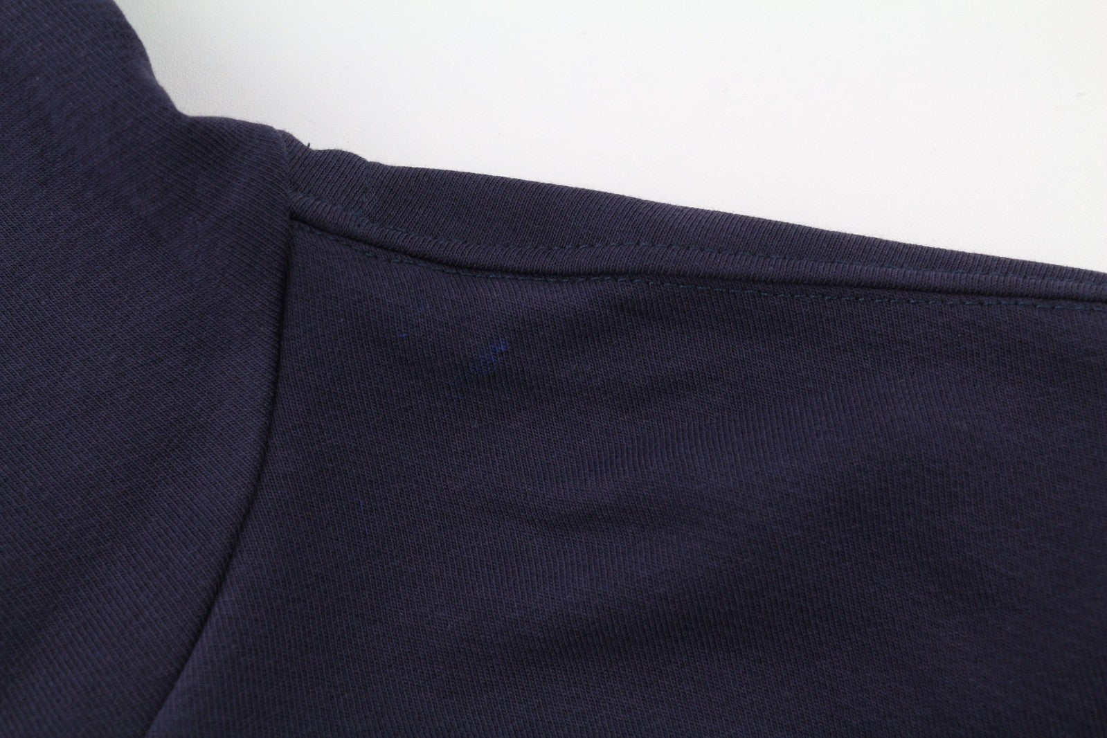 AQUASCUTUM FAI003 vyriškas džemperis su gobtuvu, mėlynas, su kengūros kišene ir logotipu.