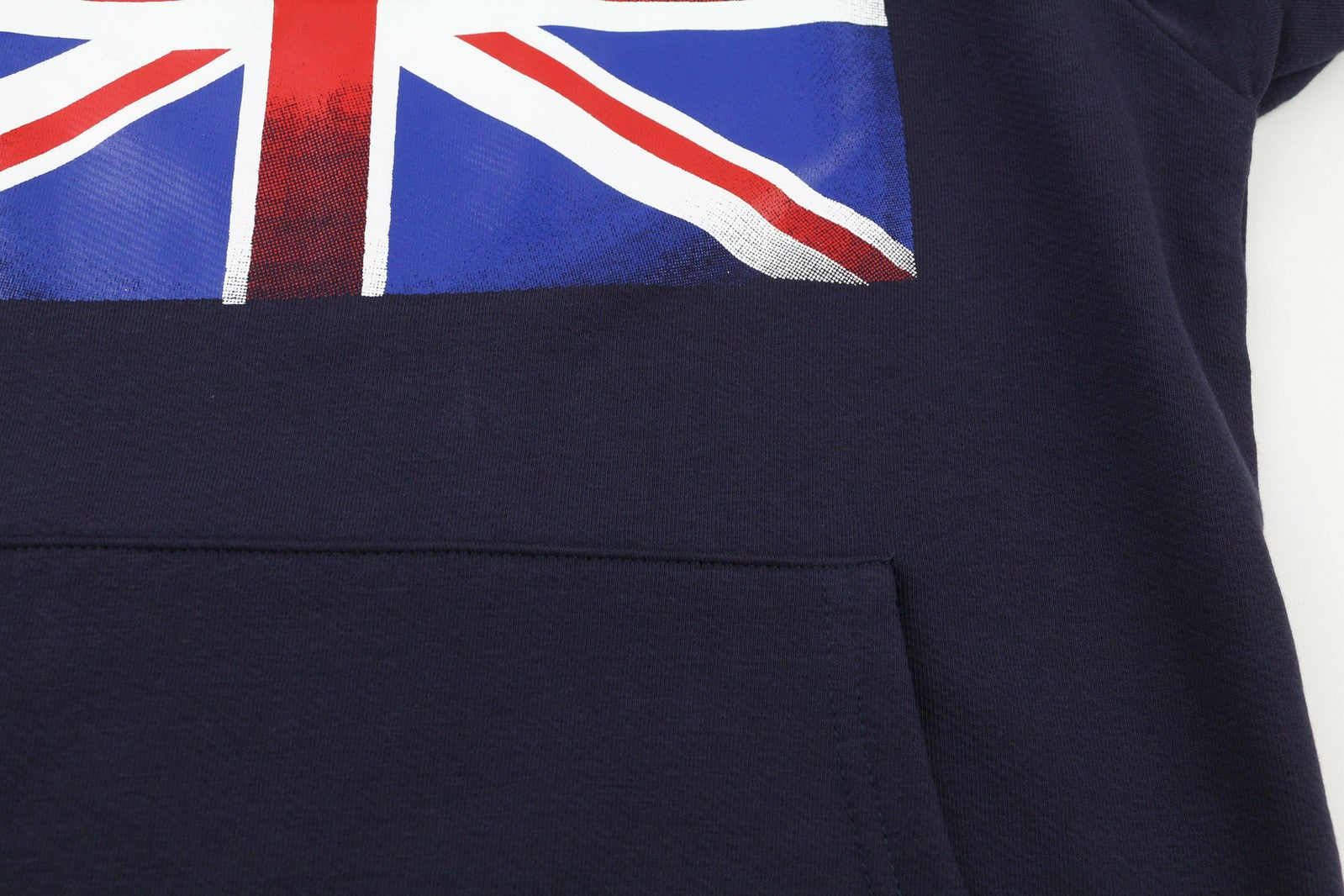 AQUASCUTUM FAI003 vyriškas džemperis su gobtuvu, mėlynas, su kengūros kišene ir logotipu.