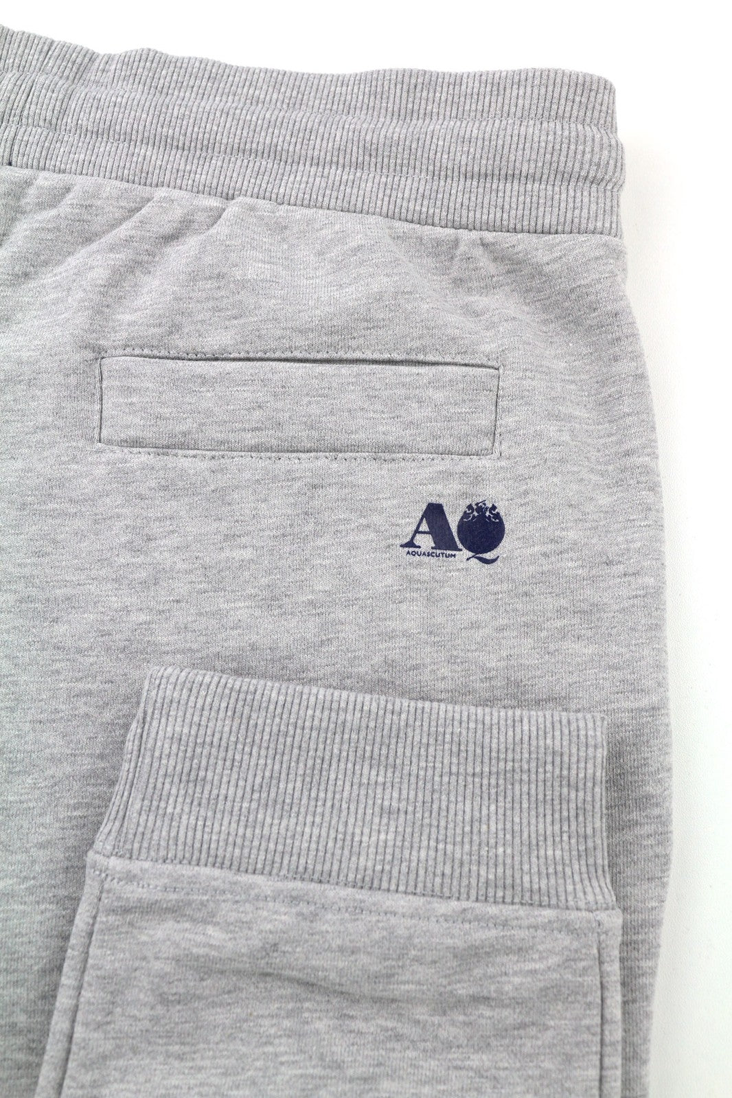 AQUASCUTUM FPIA38 vyriškos kelnės M melanžo pilkos spalvos su raišteliu juosmenyje su logotipu