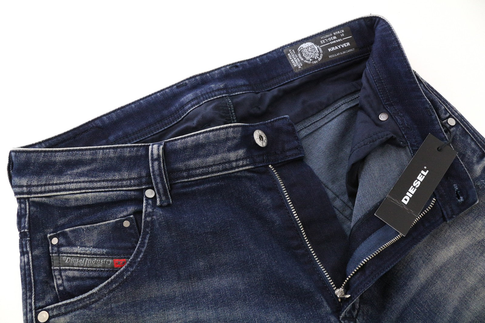 DIESEL Krayver R78U6 vyriški mėlyni medvilniniai ploni morkų kirpimo džinsai W30 L32 