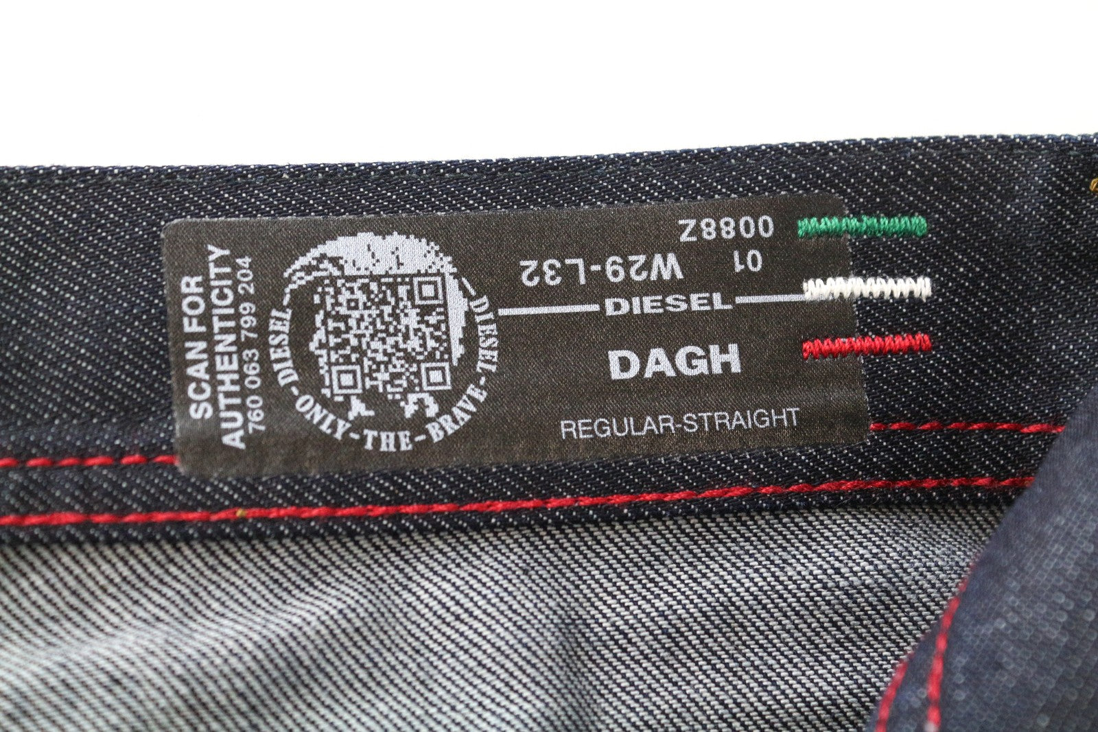 DIESEL Dagh 0088Z vyriški tiesaus kirpimo mėlyni medvilniniai džinsai, W29, L32, 5 kišenių. 