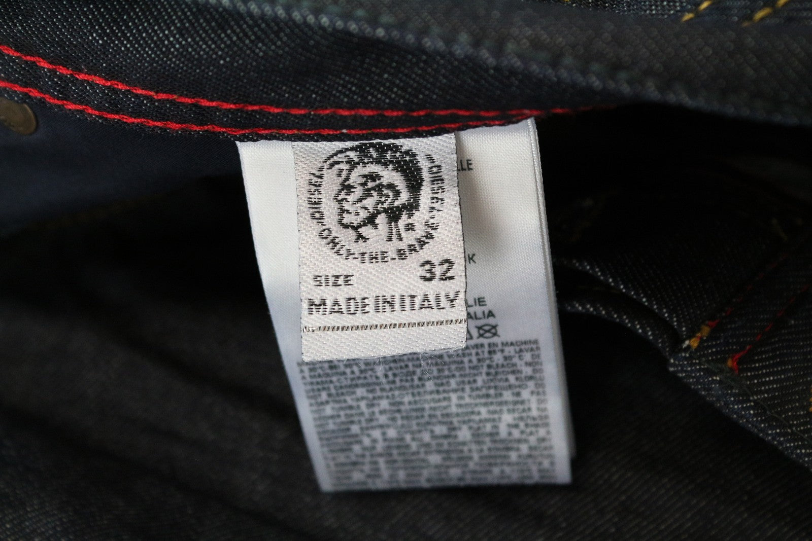 DIESEL Dagh 0088Z W32 L32 vyriški džinsai, tiesaus kirpimo, grynos medvilnės, mėlyni, su 5 kišenėmis 