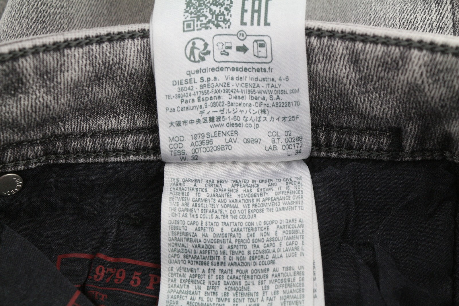 DIESEL 1979 Sleenker E9B97 vyriški džinsai W32/L34 aptempti, žemo juosmens, su gobtuvu, rekomenduojama kaina – 250 € 