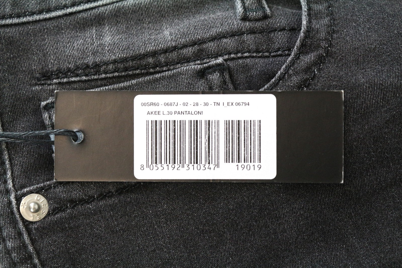 DIESEL Akee 0687J Slim Tapered Washed Grey džinsai vyrams, medvilniniai, W28 L30 