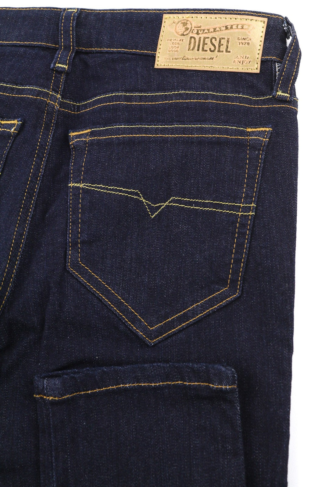 DIESEL Skinzee 0813C moteriški džinsai W26/L34 Super Slim Skinny tamsiai mėlyni, tamprūs 