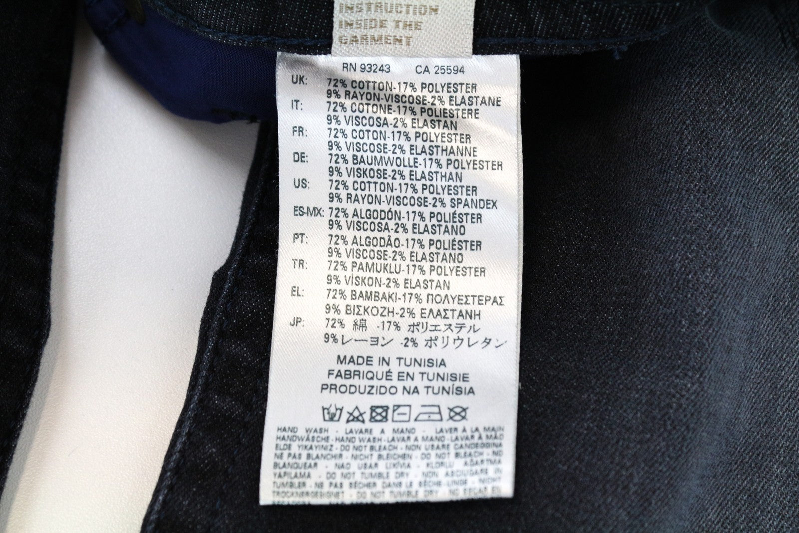 DIESEL Akee 0683Q W28 L30 vyriški mėlyni siaurėjantys džinsai su medvilniniu tamprumu, dirbtinės odos imitacija 