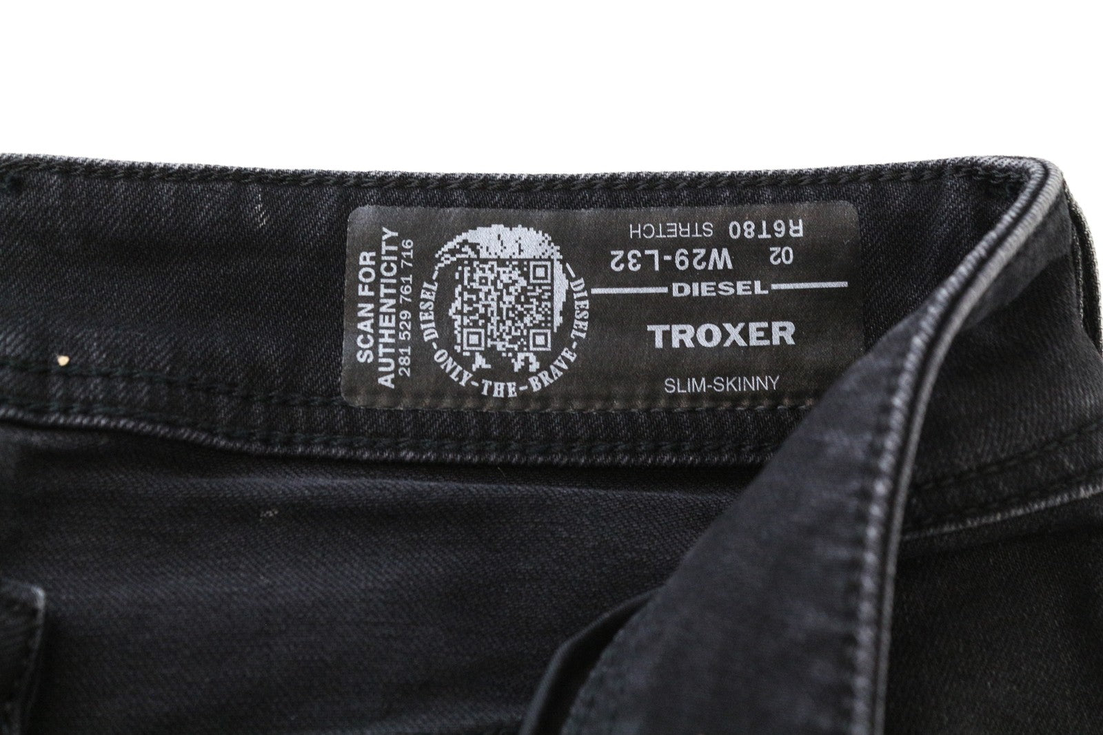 DIESEL Troxer R6T80 W29 L32 vyriški džinsai Slim Skinny juodi, tamprūs, medvilniniai 