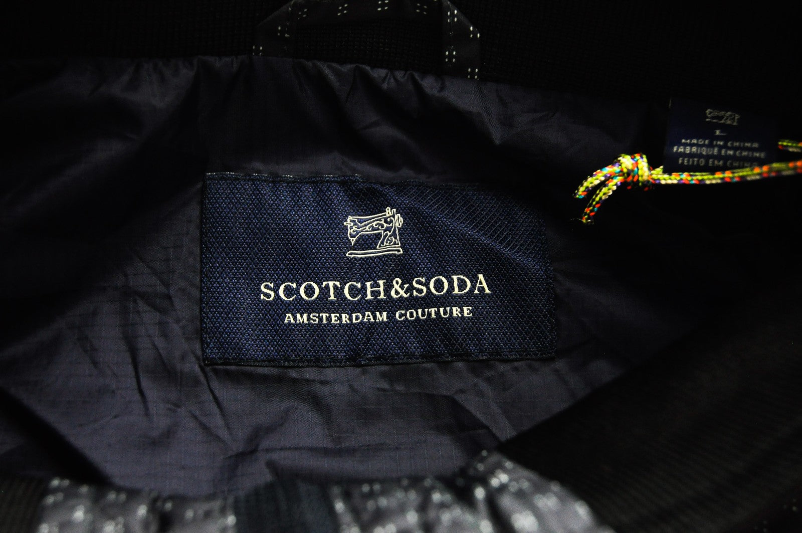 SCOTCH &amp; SODA vyriška striukė L dydžio, pilka, lengva, užtrauktuku, trumpa, aukšta apykakle 