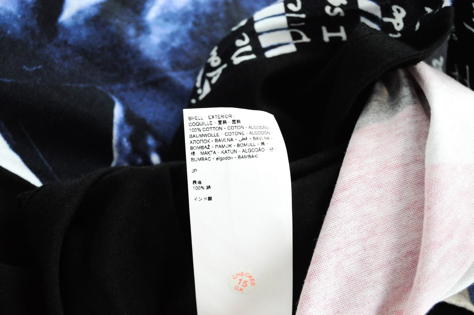 DESIGUAL Edmund vyriški marškinėliai su spalvingais raštais, megztiniais ir apvalia kaklu, laisvalaikio stiliaus. 