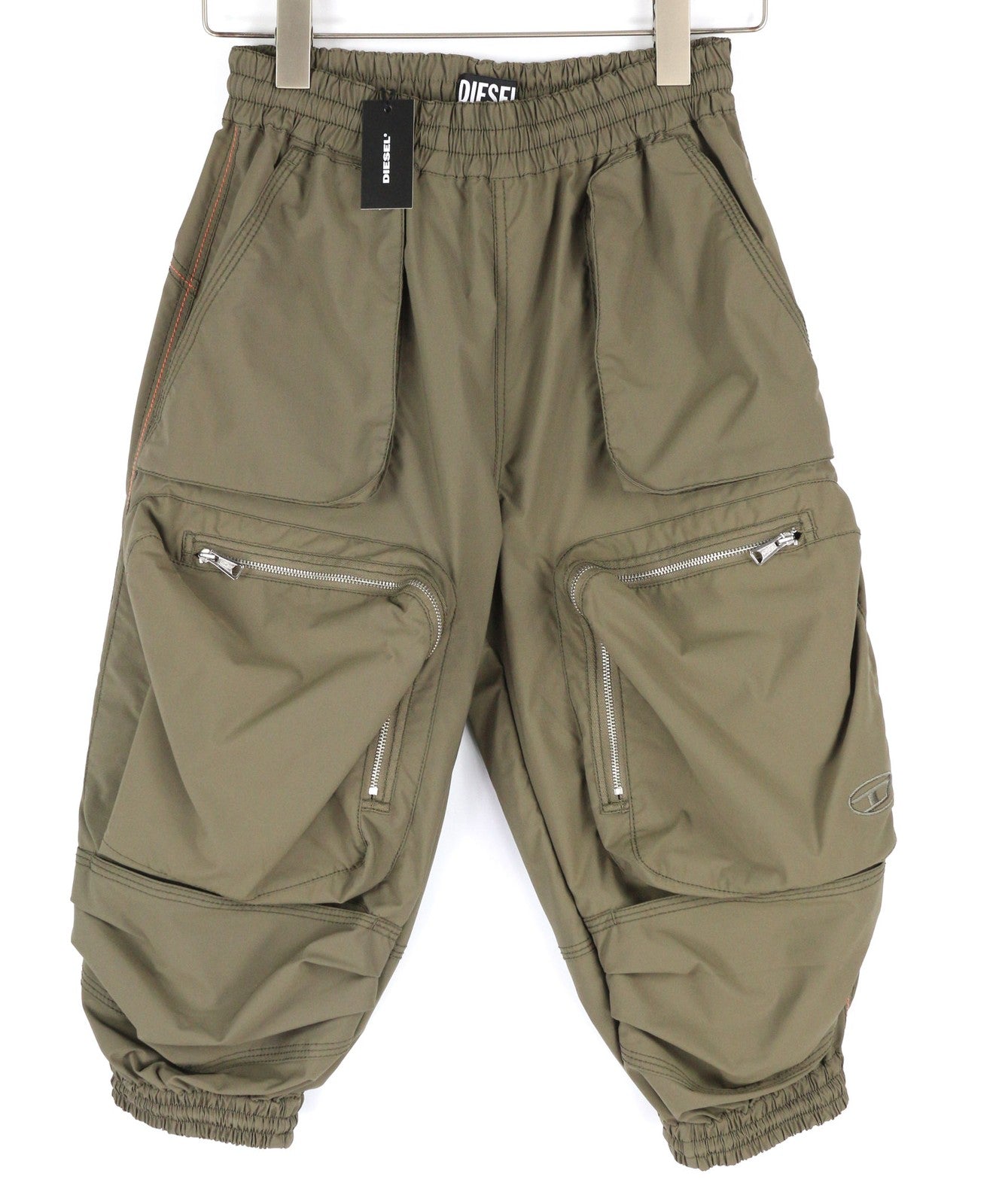 DIESEL P-Troppery moteriškos kelnės S dydžio su užlopytomis kišenėmis, žalios, rekomenduojama kaina – 195 € 