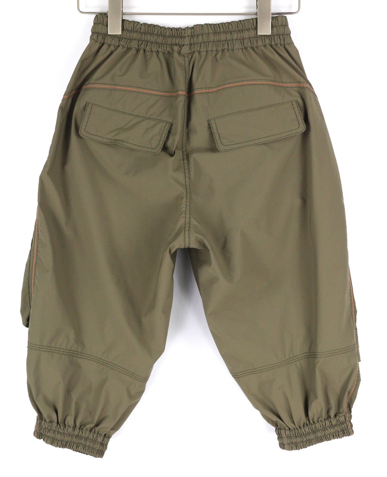 DIESEL P-Troppery moteriškos kelnės S dydžio su užlopytomis kišenėmis, žalios, rekomenduojama kaina – 195 € 