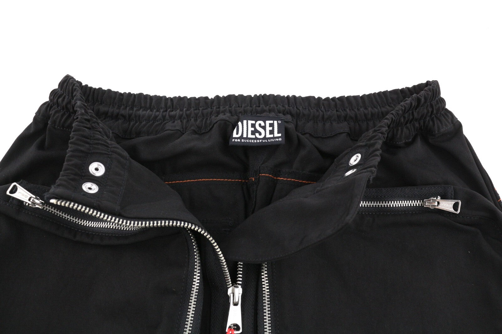 DIESEL O-Mirta-NL moteriškas sijonas, W25, juodas, su tampria juosmens kišene, užtrauktuku. RMK 275 €. 