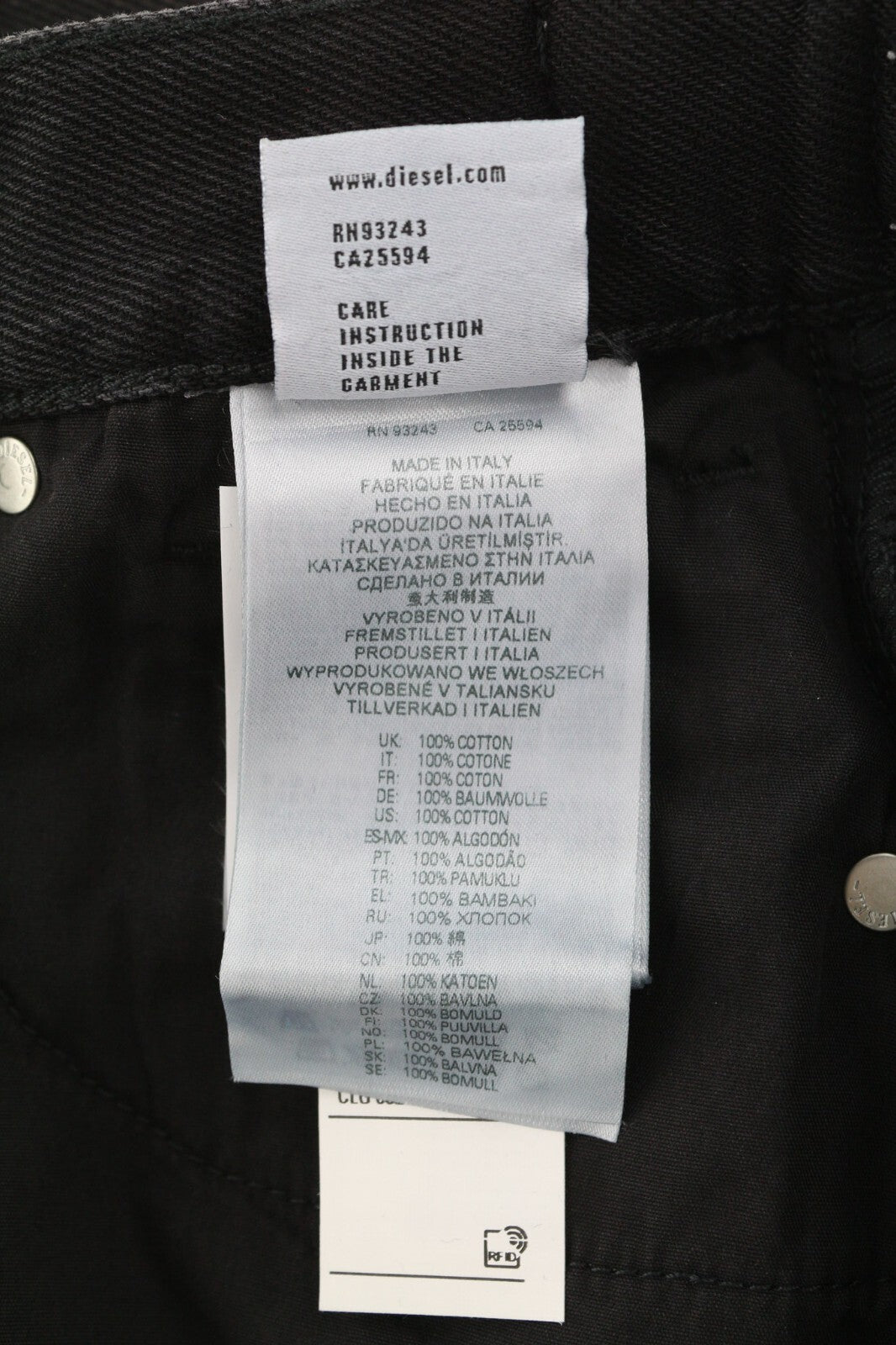 DIESEL De-Ronny-Sp moteriškas sijonas W26 juodas džinsinis su diržu, nugaroje – skeltukas 