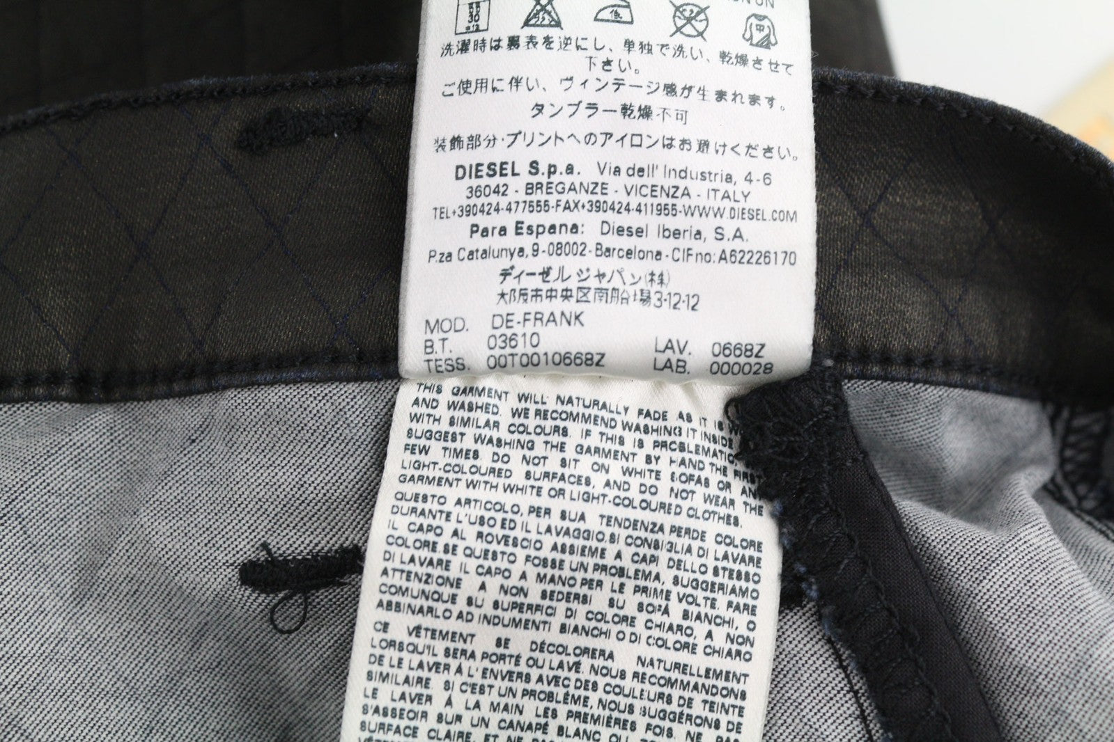 DIESEL De-Frank moteriškas sijonas W27 juodas su užtrauktukais ir siuvinėtomis kišenėmis 