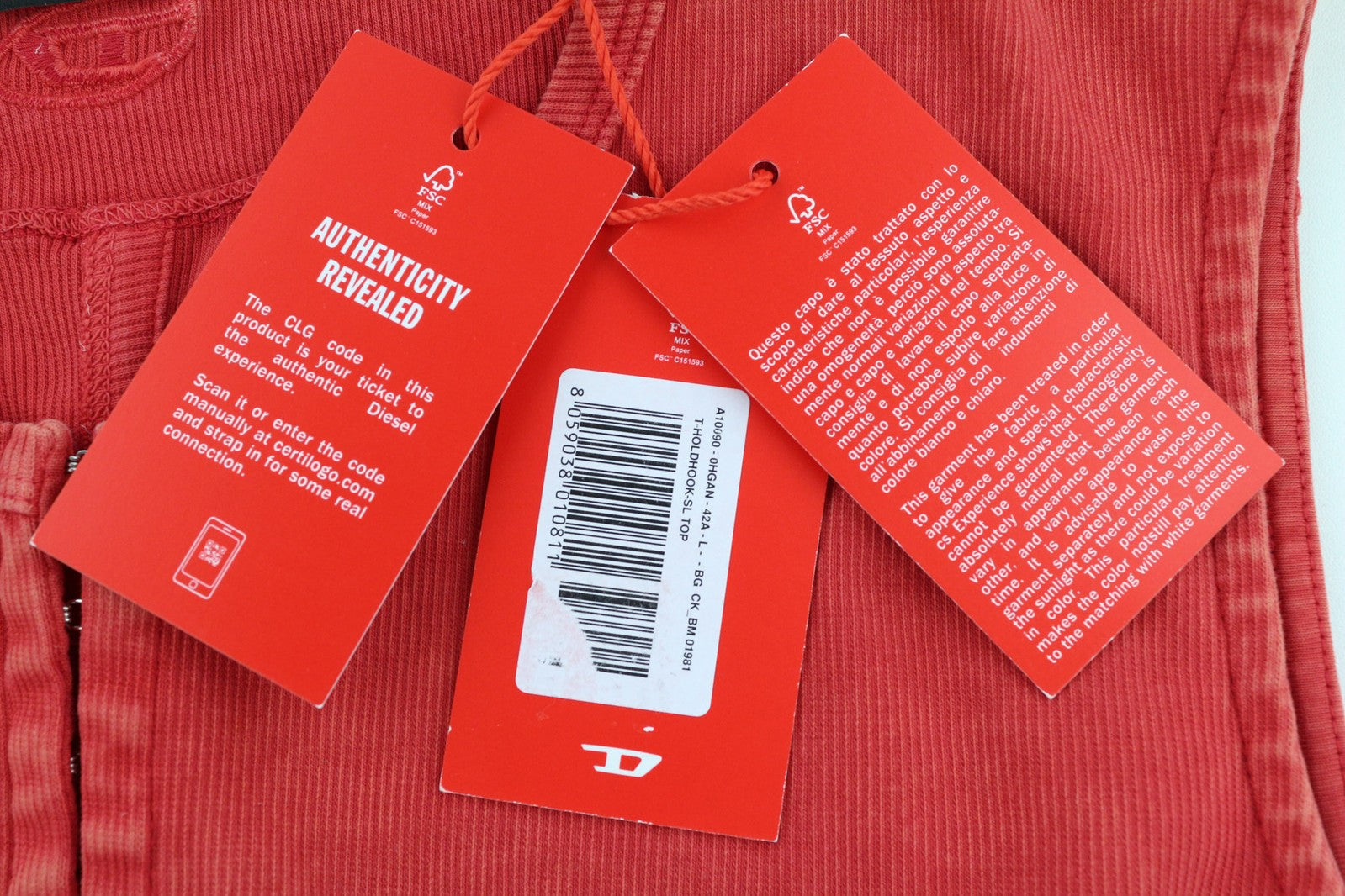 DIESEL T-Holdhook-SL moteriški marškinėliai L dydžio, raudoni be rankovių, užsegimai kabliukais ir akimis. 