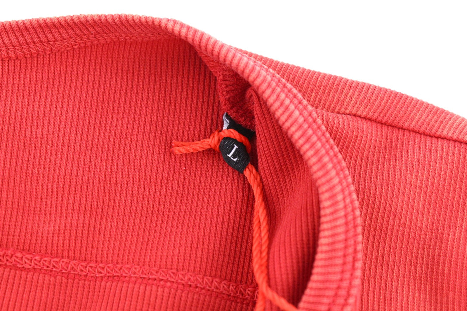 DIESEL T-Holdhook-SL moteriški marškinėliai L dydžio, raudoni be rankovių, užsegimai kabliukais ir akimis. 