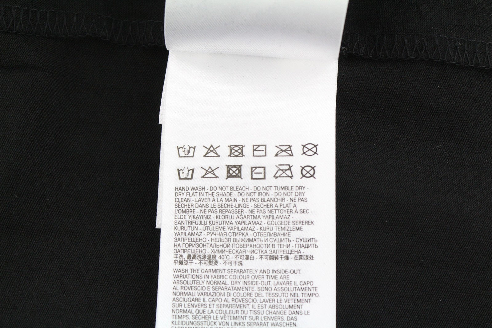 DIESEL T-Reg-Mon moteriški marškinėliai M, juodi, trumpomis rankovėmis, apvalia apykakle, blizgūs, rekomenduojama kaina 125 € 