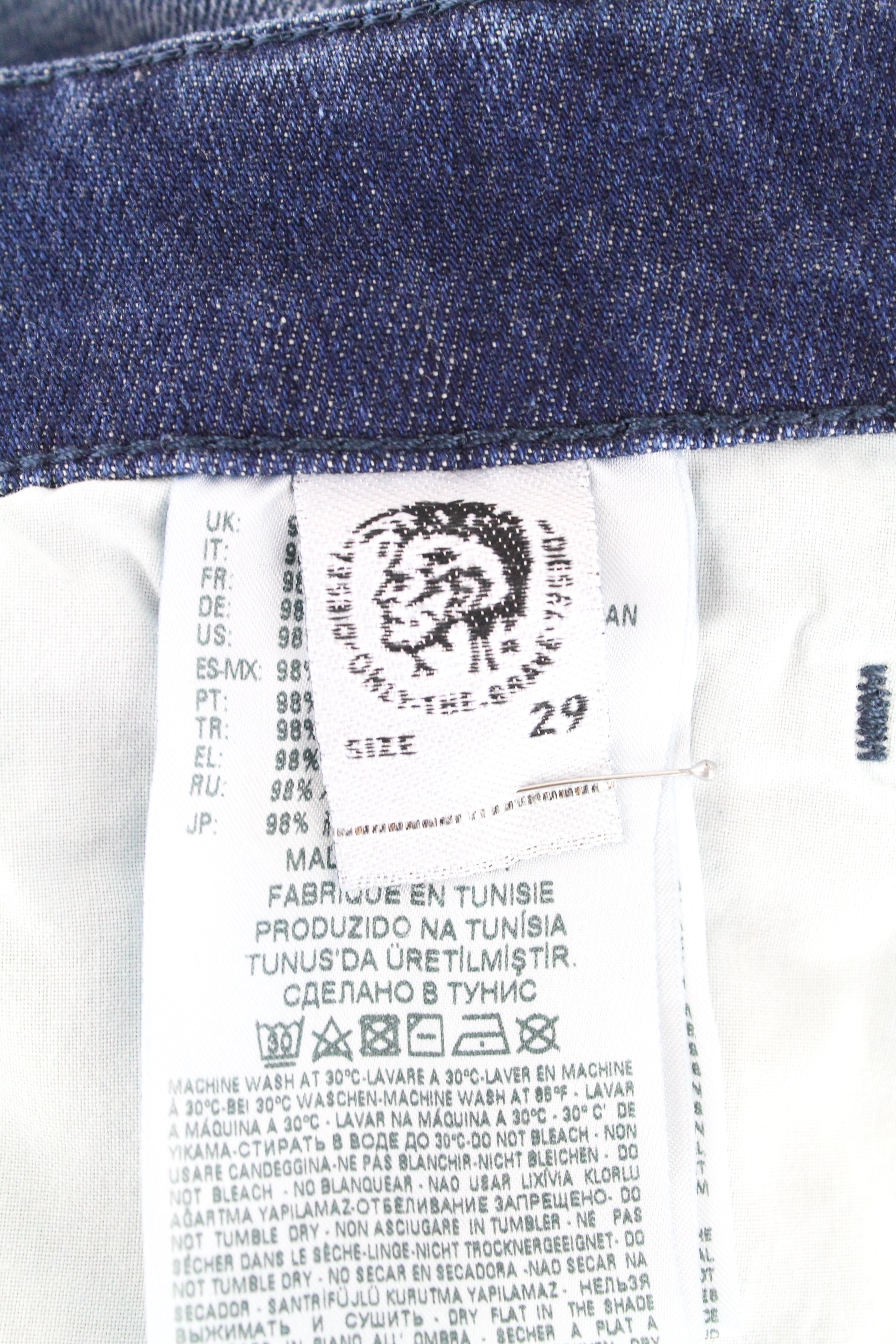 DIESEL D-Bazer 084GR vyriški džinsai W29/L32 mėlyni, siaurėjantys, kasdieniams poreikiams 