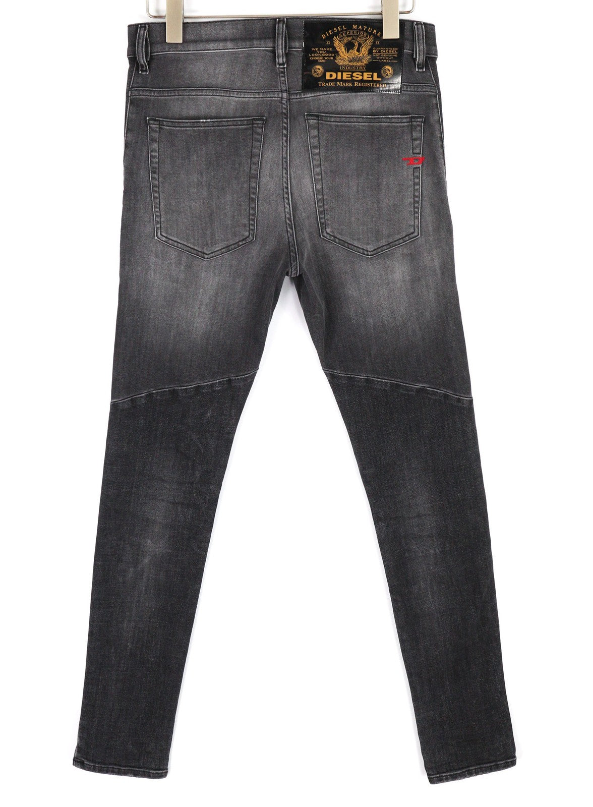 DIESEL D-Amny 009QE vyriški džinsai W32/L32 Skinny, tamprūs, skalbti juodi, rekomenduojama kaina – 225 € 