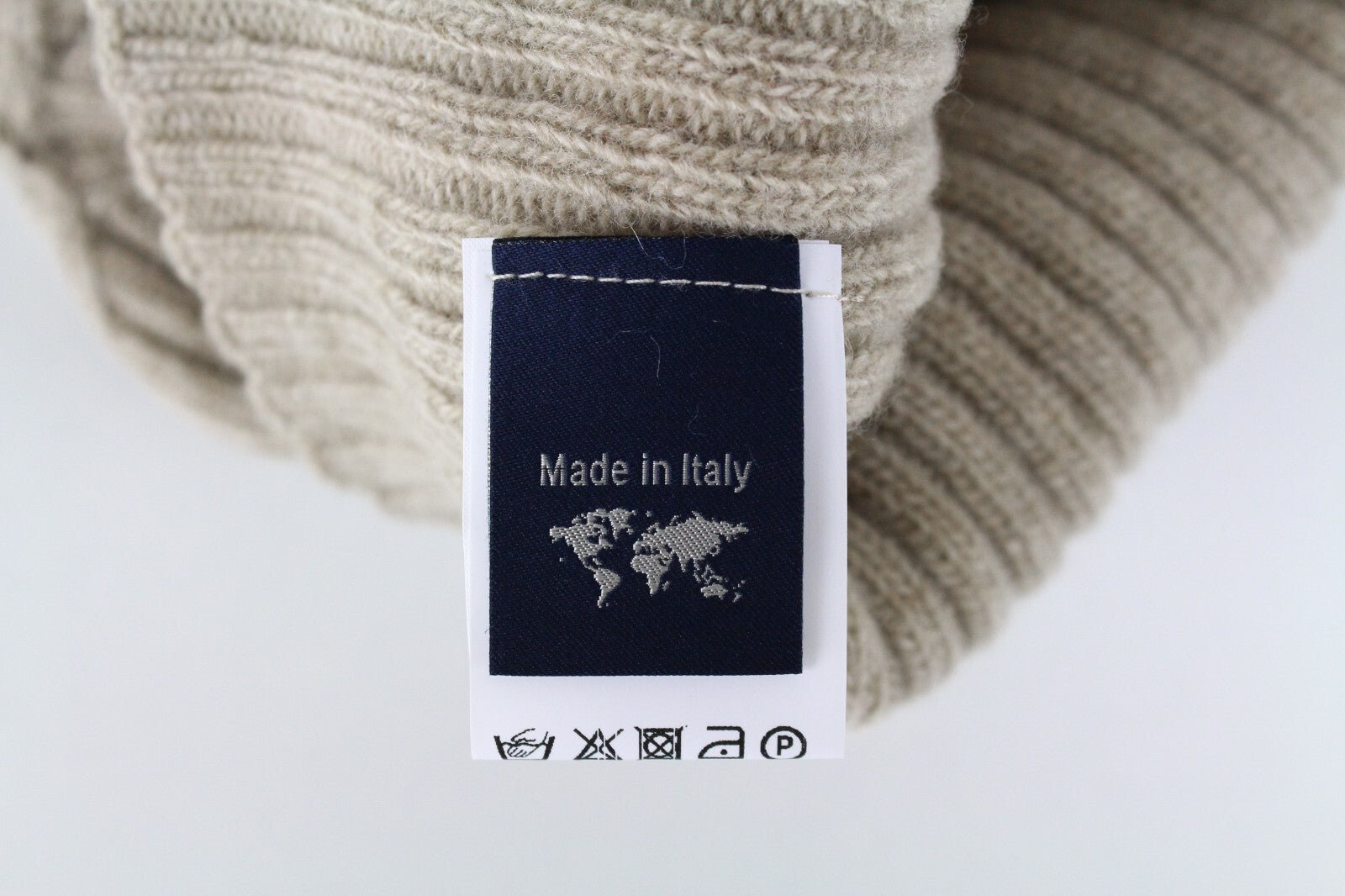 HARMONT &amp; BLAINE Unisex Beanie OS ruda vilnonė megzta kepurė su logotipu ir laisvalaikio stiliaus kepurė 