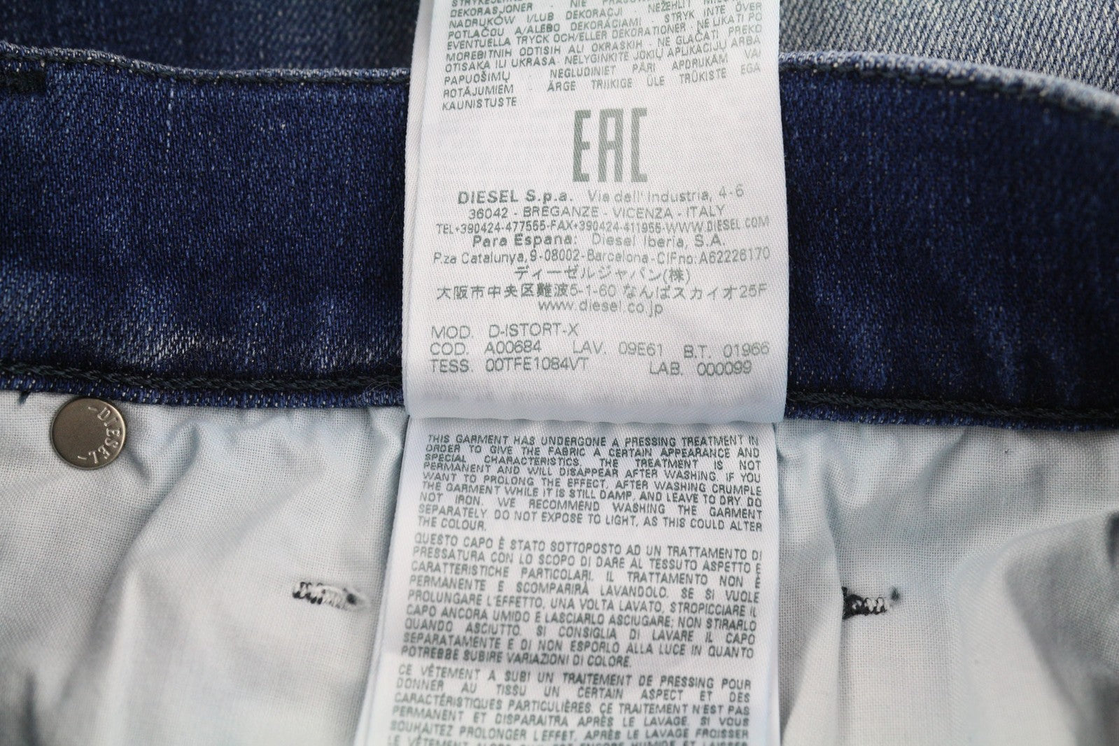 DIESEL D-Istort-X 09E61 vyriški džinsai W32/L32 vidutinio juosmens, aptempti, skalbti 