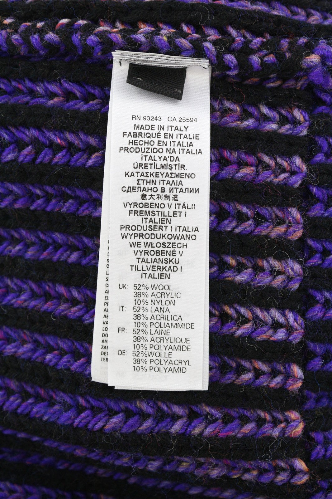 DIESEL K-Oakland vyriškas megztinis L dydžio, vilnos mišinio megztas apvalia kaklo iškirpte, rekomenduojama kaina – 225 € 