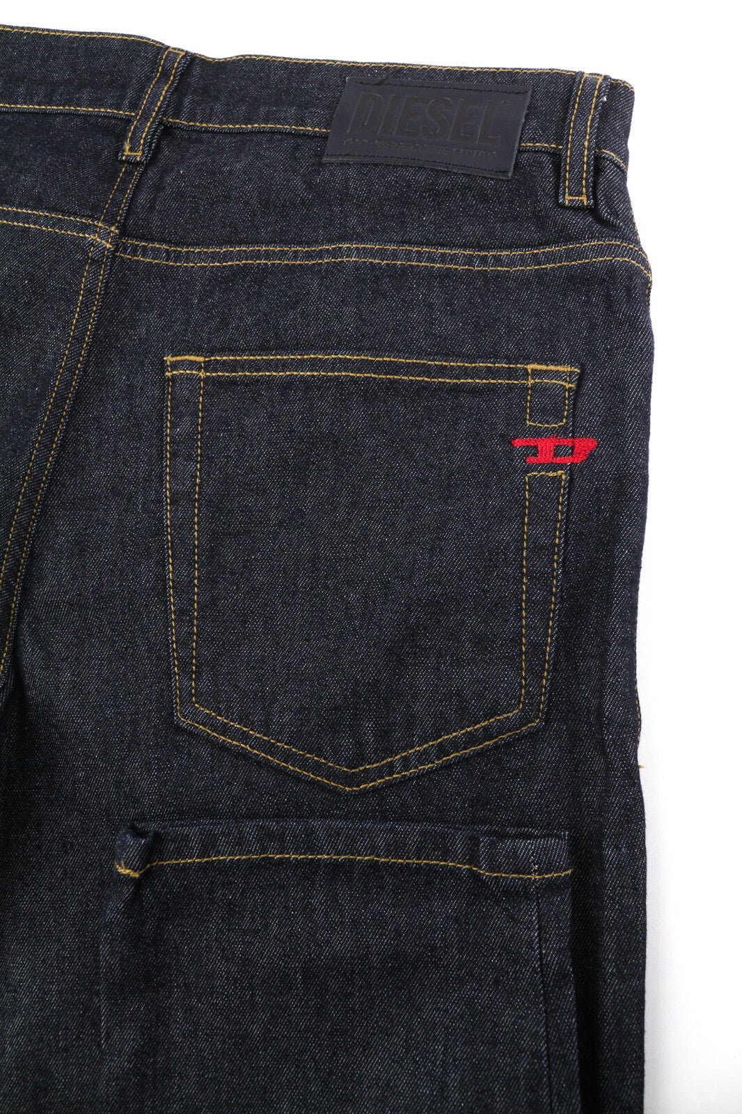 DIESEL D-Fining 009HF vyriški džinsai W30/L30 siaurėjantys, tamprūs, su sagomis, tamsūs 