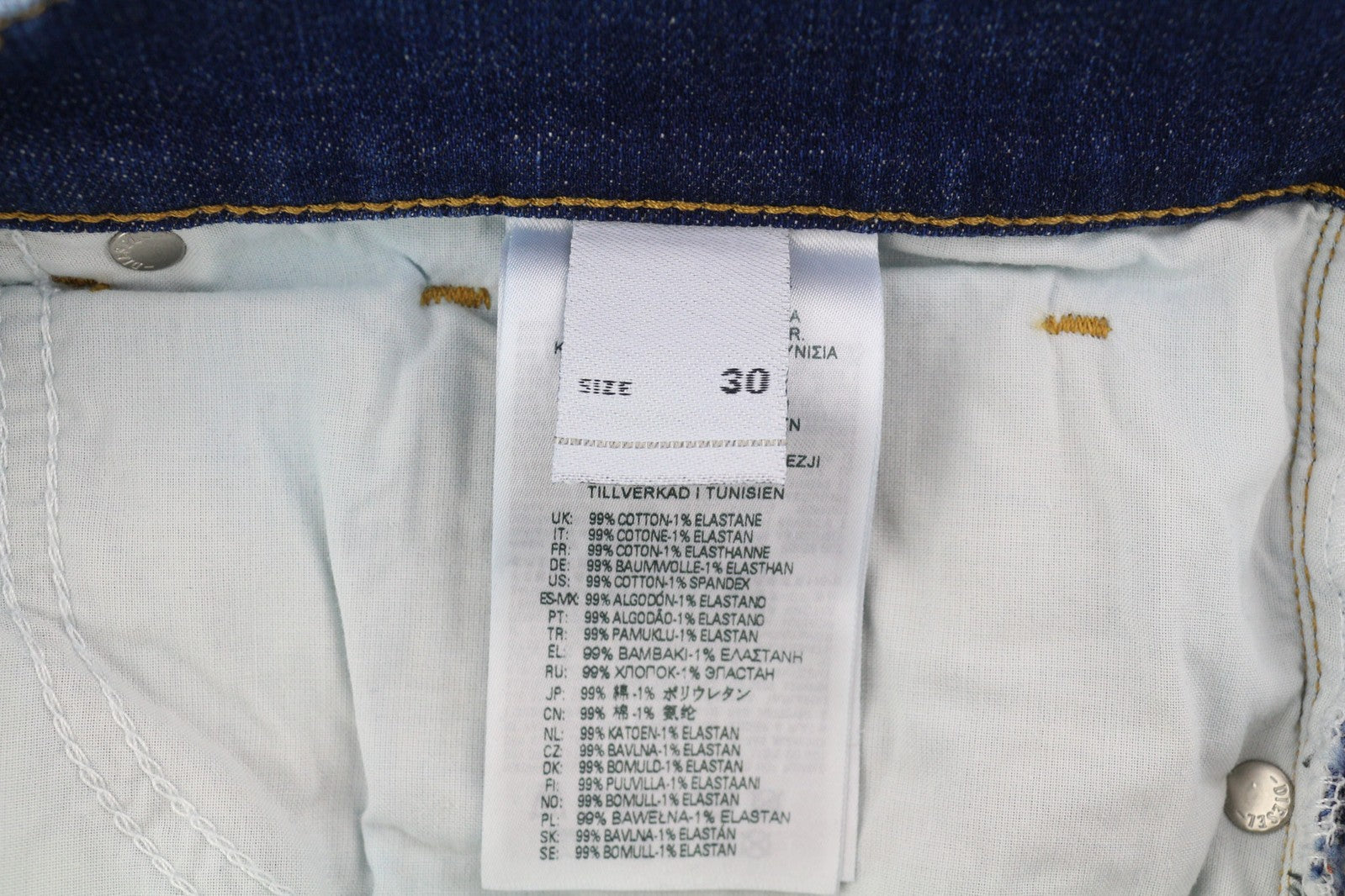 DIESEL 2005 D-Fining 09C72 vyriški džinsai W30/L32 vidutinio juosmens, įprasto dydžio, siaurėjančios, rekomenduojama kaina – 225 € 