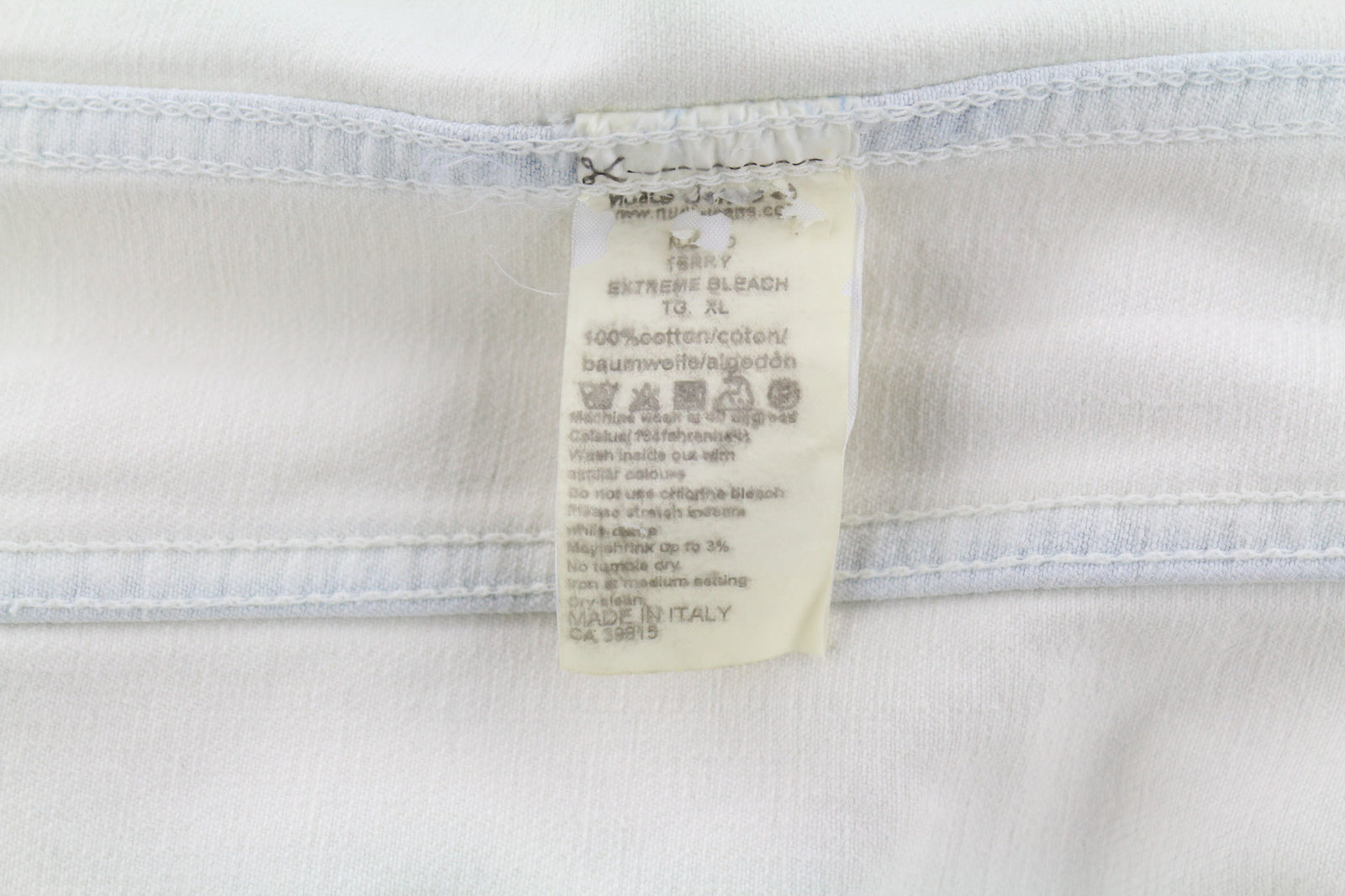 NUDIE JEANS Terry vyriška striukė XL dydžio, su balinimo kišenėmis, sagomis ir džinsiniu užsegimu. 