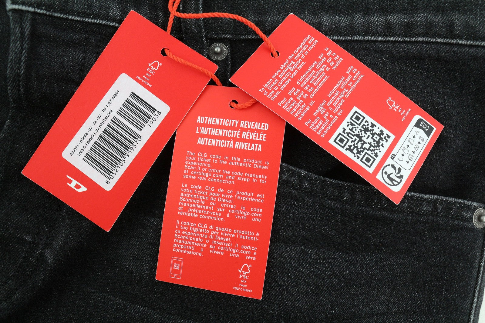 DIESEL 2005 D-Fining RS666 vyriški džinsai W34/L32 vidutinio juosmens, įprasto dydžio, siaurėjančiomis klešnėmis 