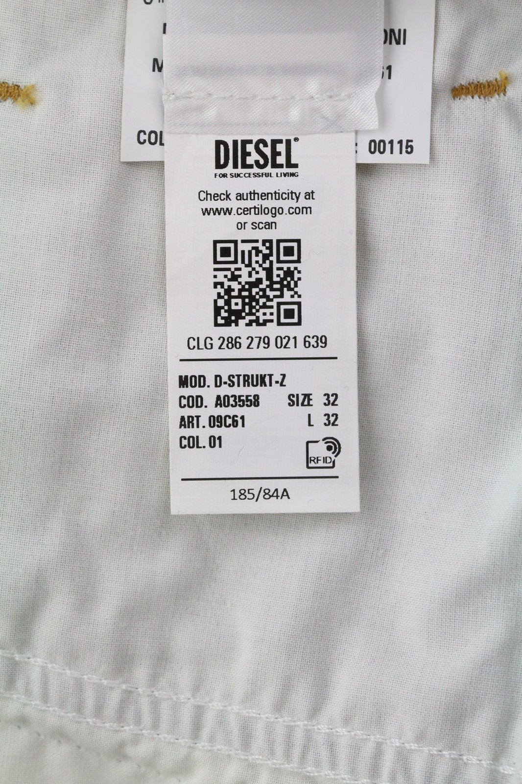 DIESEL D-Strukt-Z 09C61 vyriški džinsai W32/L32 Slim Zip Fly skalbtos mėlynos spalvos, rekomenduojama kaina – 250 € 