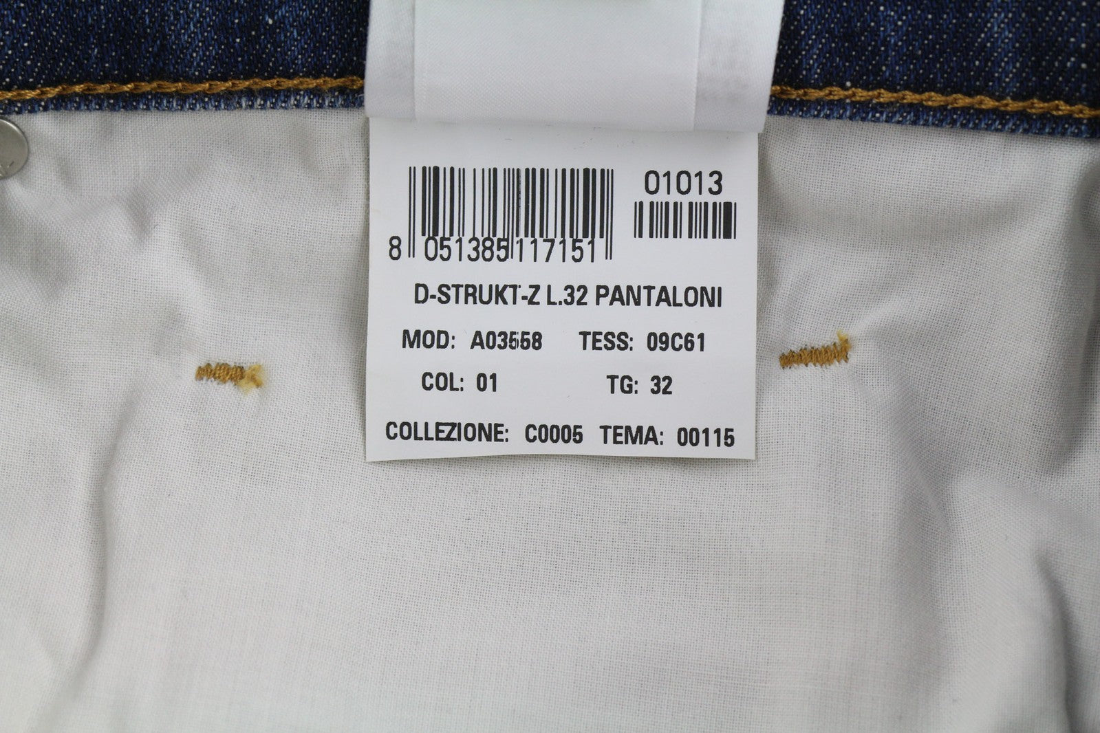 DIESEL D-Strukt-Z 09C61 vyriški džinsai W32/L32 Slim Zip Fly skalbtos mėlynos spalvos, rekomenduojama kaina – 250 € 