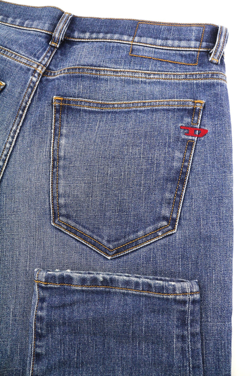 DIESEL D-Strukt-Z 09C61 vyriški džinsai W32/L32 Slim Zip Fly skalbtos mėlynos spalvos, rekomenduojama kaina – 250 € 