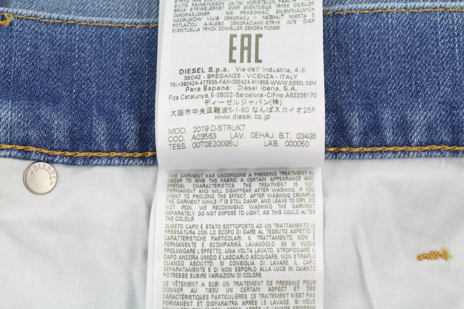 DIESEL 2019 D-Strukt 0EHAJ vyriški džinsai W40/L34 vidutinio juosmens, ploni, skalbtos mėlynos spalvos 