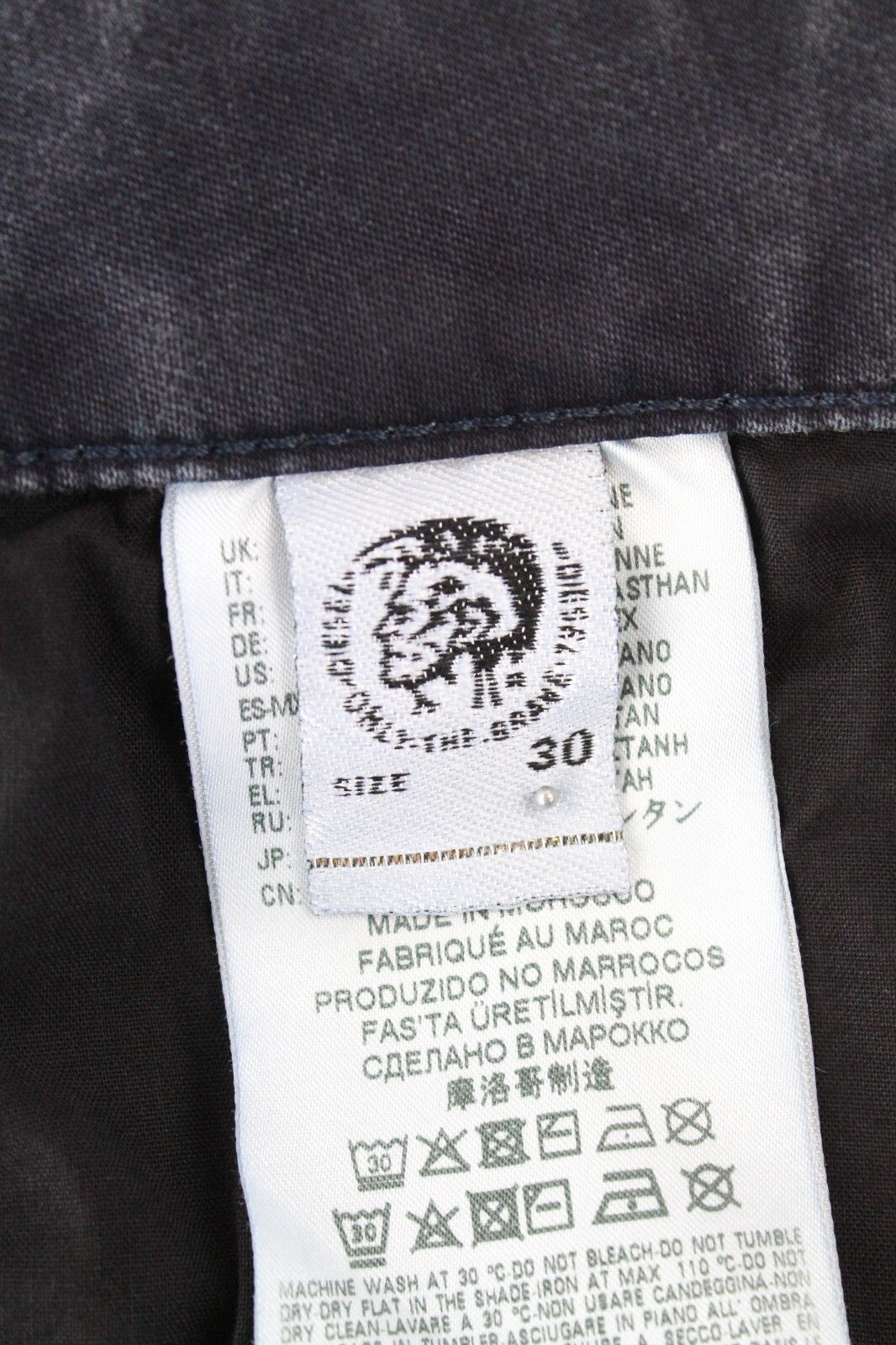 DIESEL D-Bazer 0699P vyriški džinsai W30/L34 džinsinio medvilninio tamprės, mėlynos spalvos, siaurėjantys 