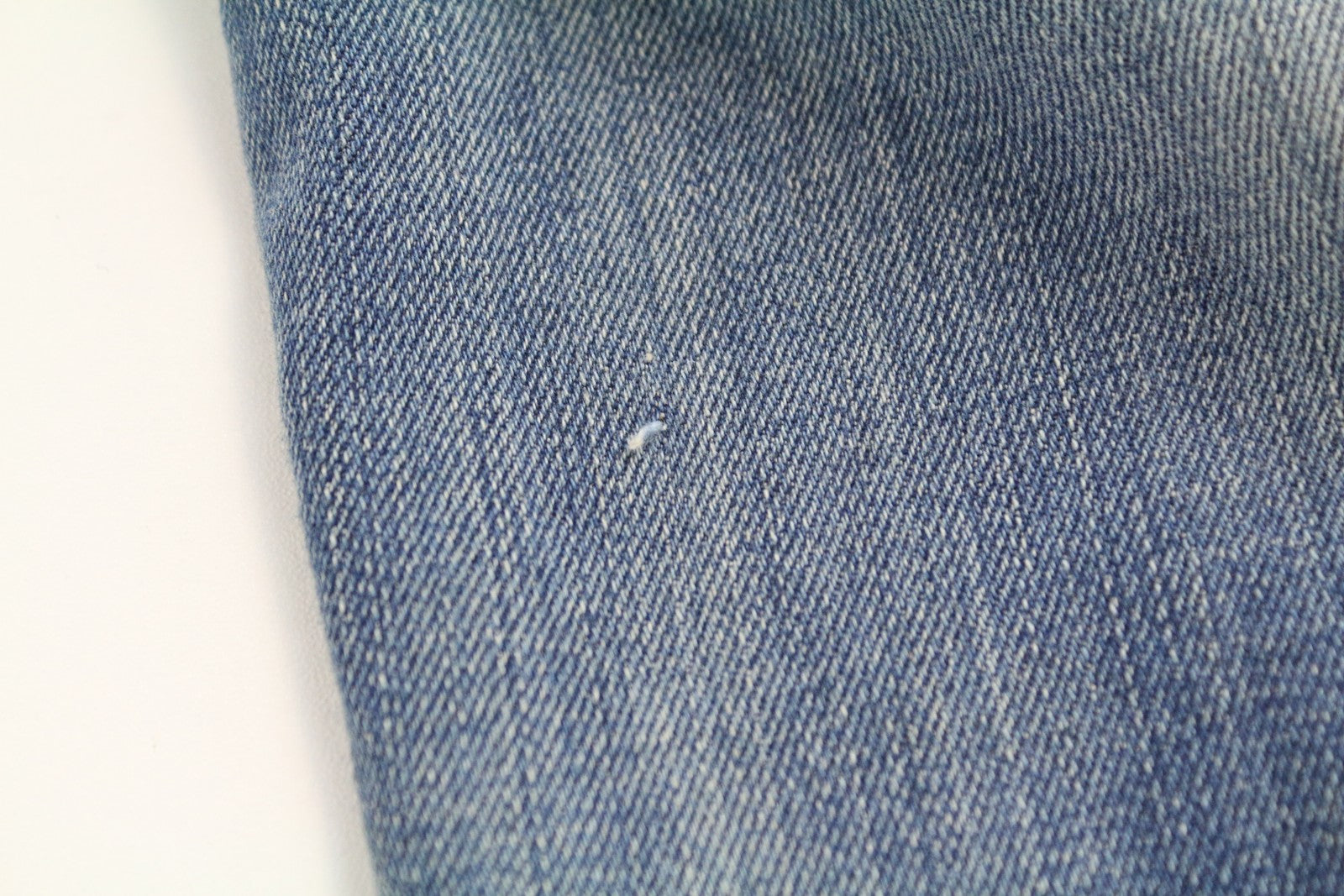 MAISON SCOTCH moteriški džinsai W27 Slim Fit skalbto mėlyno džinso spalvos su 5 kišenėmis 