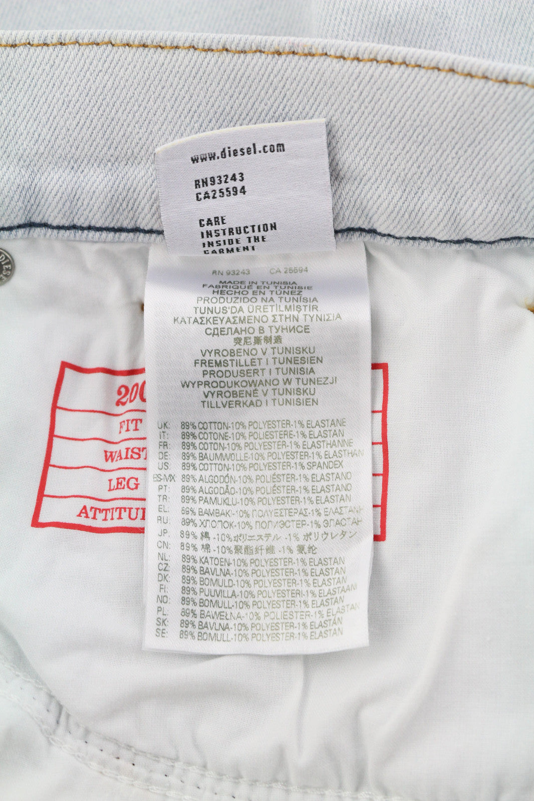 DIESEL 2005 D-Fining 09C06 vyriški džinsai W31/L32 įprasto kirpimo, siaurėjančiomis klešnėmis, vidutinio juosmens aukštyje 