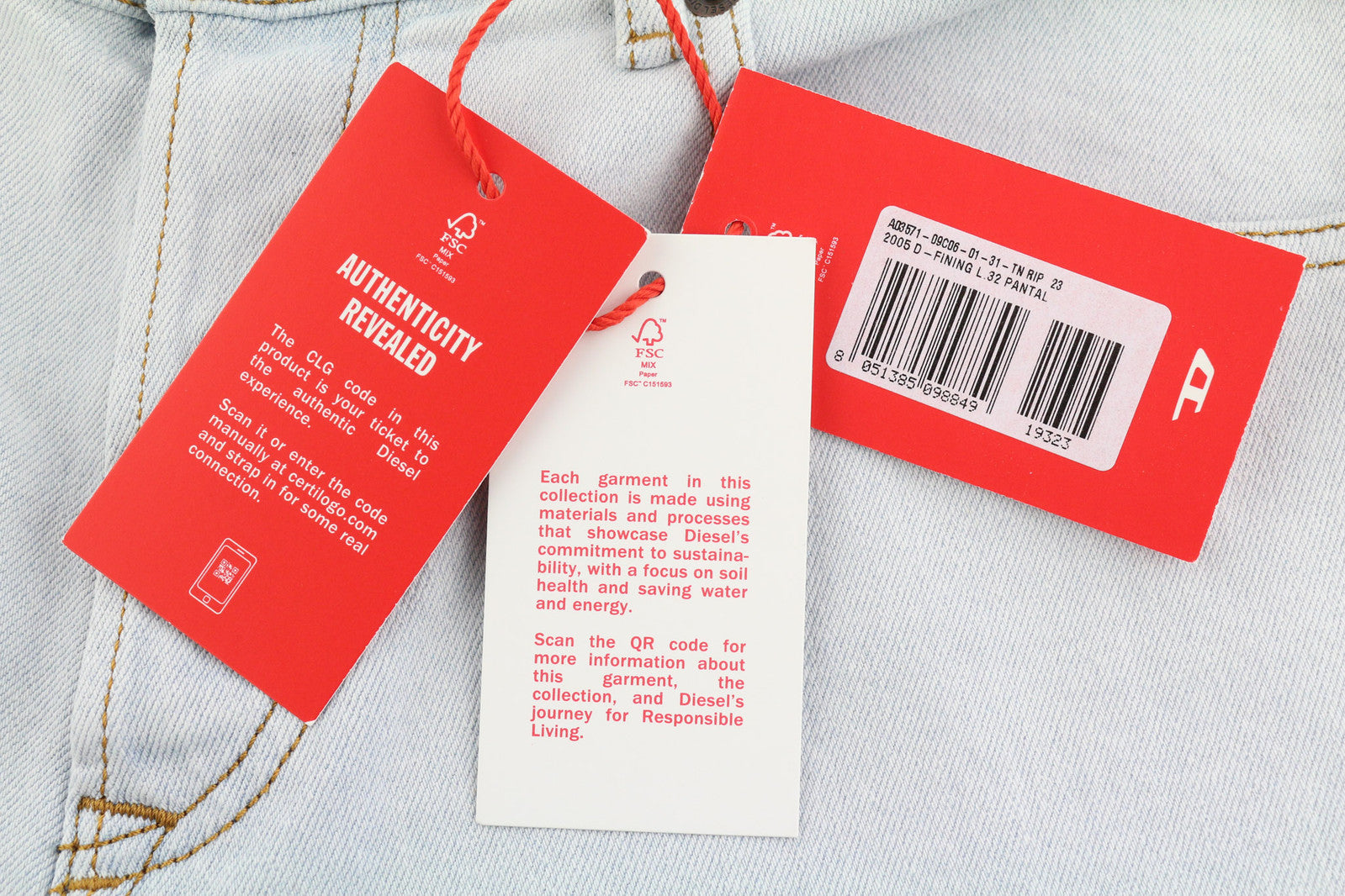 DIESEL 2005 D-Fining 09C06 vyriški džinsai W31/L32 įprasto kirpimo, siaurėjančiomis klešnėmis, vidutinio juosmens aukštyje 