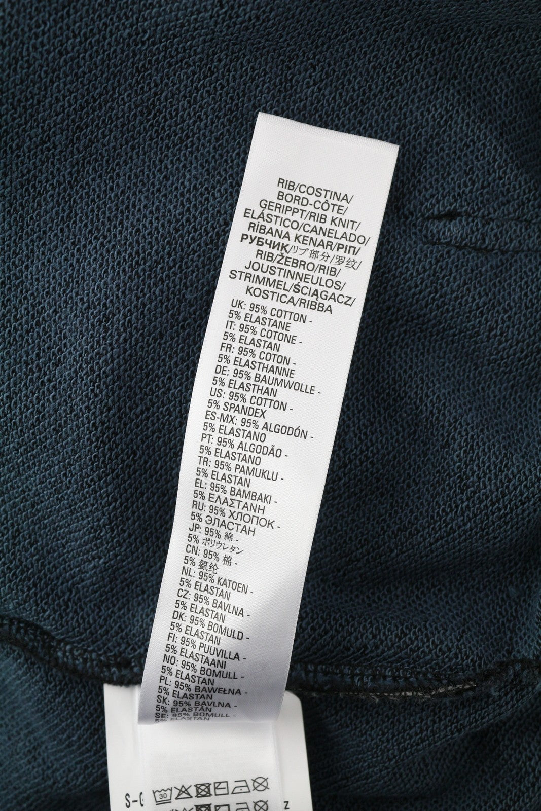 DIESEL S-Ginn-Hood-E1 vyriškas džemperis su gobtuvu L, pilkas, su gobtuvu, kengūros spalvos, rekomenduojama kaina – 195 € 